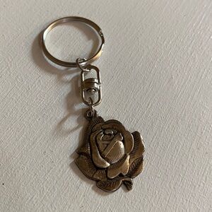 Silver tone vintage St Therese rose keychain